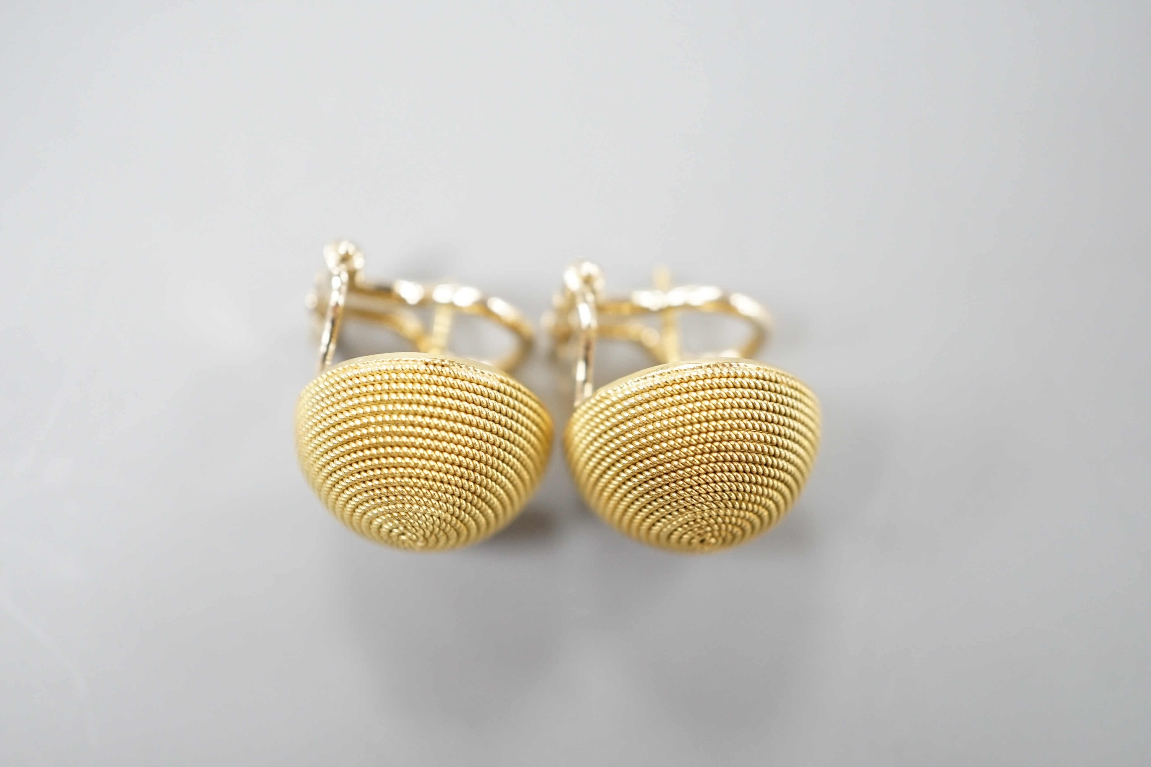 A pair of modern Italian 18ct 'spun' gold domed earrings, 14mm, 10.4 grams.